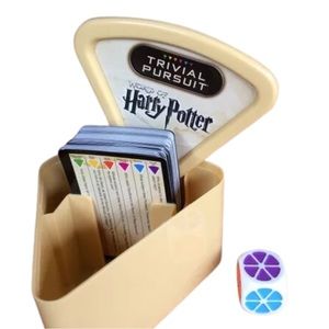 Harry Potter Trivial Pursuit Card Game Vol 1